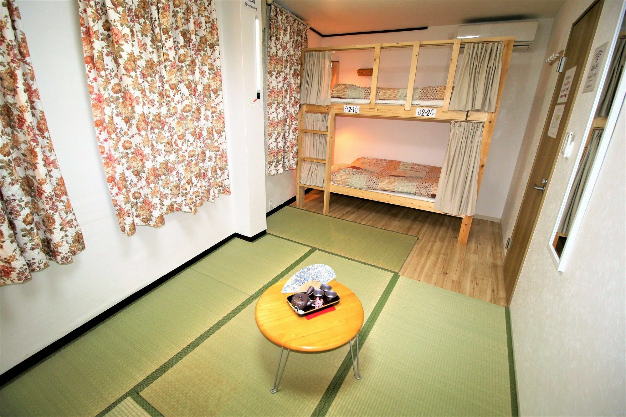 Banana Hammock Hotell Ōsaka Eksteriør bilde